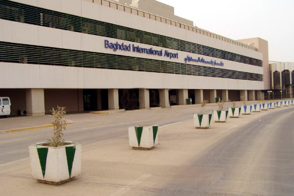 استهداف مطار بغداد الدولي في العراق بقصف صاروخي