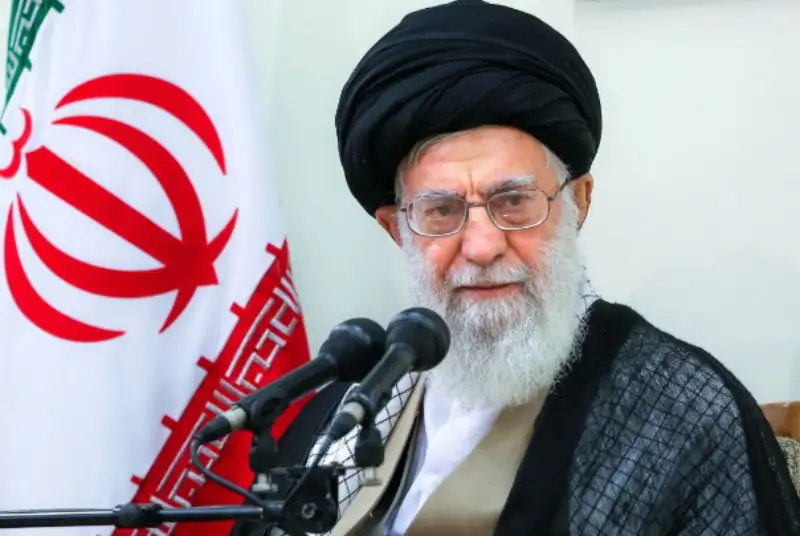 استفتاء جدید رهبر انقلاب درباره رانت اطلاعاتی در بورس
