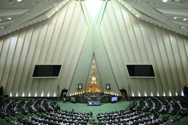 مجلس الشورى الإيراني يبحث في تعديلات على شروط مرشحي الانتخابات الرئاسية