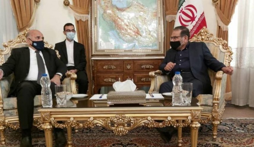 شمخانی: کمترین مجازات عاملان ترور فرمانهان مقاومت، خروج از منطقه است
