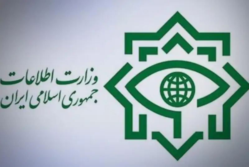 شبکه سازمان یافته‌ای از دلالان و سوداگران داروی کرونا دستگیر شدند