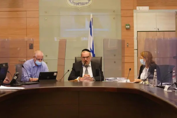 ועדת החוקה אישרה את חוק הגבלת ההפגנות לאלף מטר