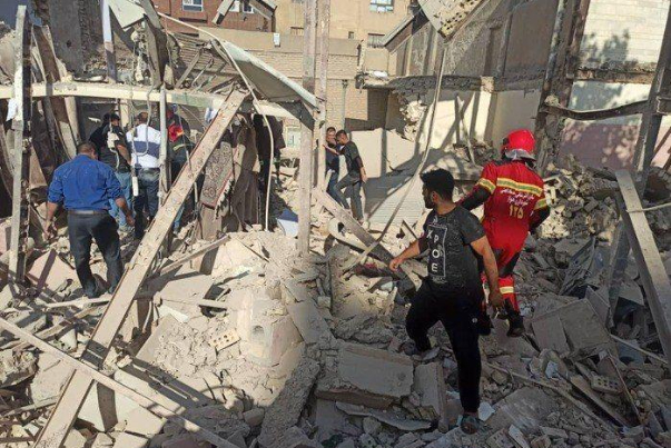 مقتل وإصابة 9 اشخاص في انفجار انبوب غاز جنوب غرب ايران