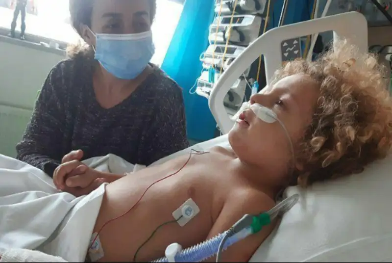 علامت جدید کرونا در کودکان؛ به کما رفتن یک کودک پس از ابتلا به کرونا