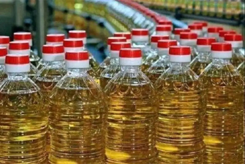 کشف 8000 لیتر روغن احتکاری در جنوب تهران