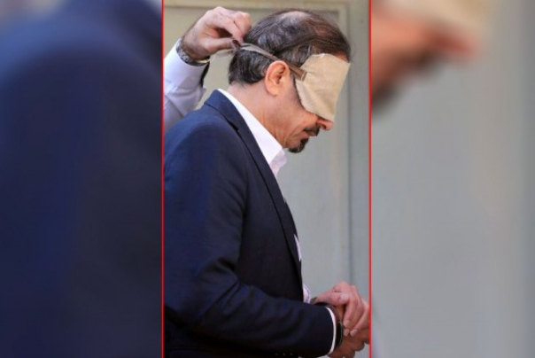 الجهات المختصّة الايرانية تلقي القبض على زعيم زمرة إرهابية إنفصالية