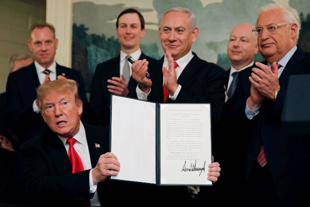 لهذه الأسباب كان ترامب نقمة على فلسطين والمسلمين
