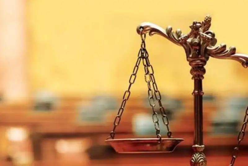 تداوم فشار کمرشکن اقتصادی بر مردم؛ مدعی‌العموم دقیقا کجاست!؟