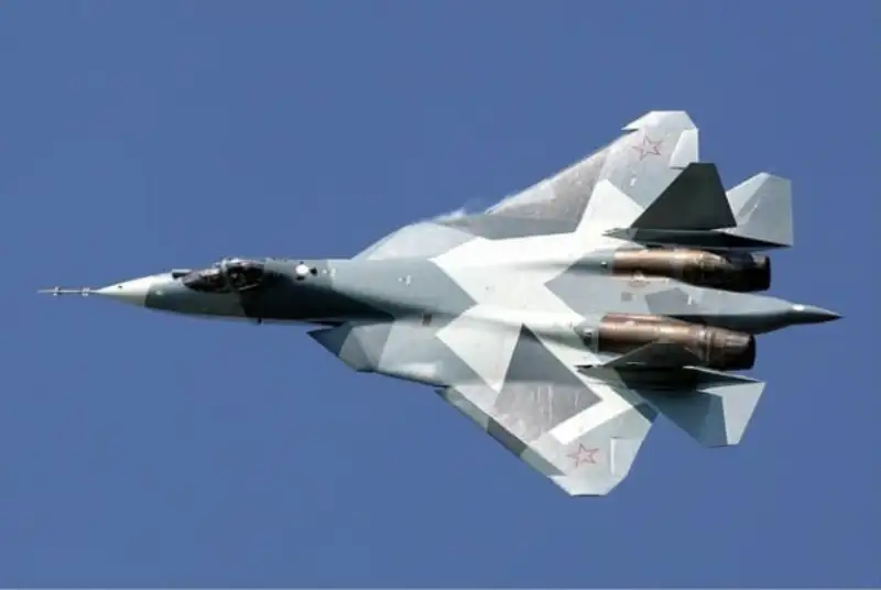 احتمال خریداری سوخو 57 روسی به جای F-35 توسط امارات