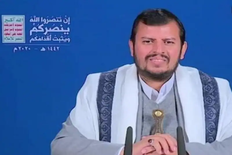 پاسخ الحوثی به حملات ائتلاف سعودی در جشن ازدواج 3300 جوان یمنی