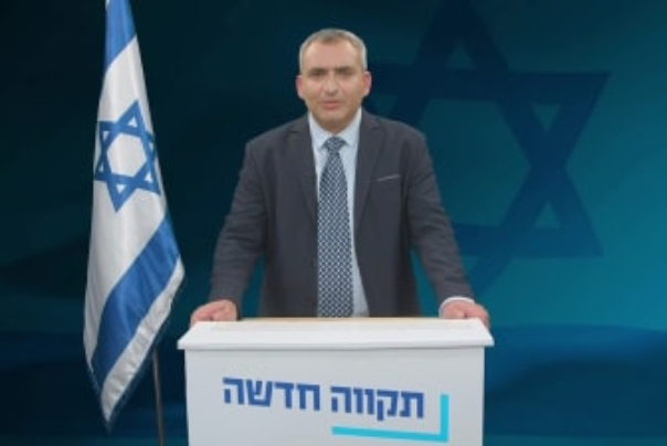 מסרי מחנה לא-ביבי והאידאולוגיה הימנית של אלקין יקשו על המשחק של נתניהו