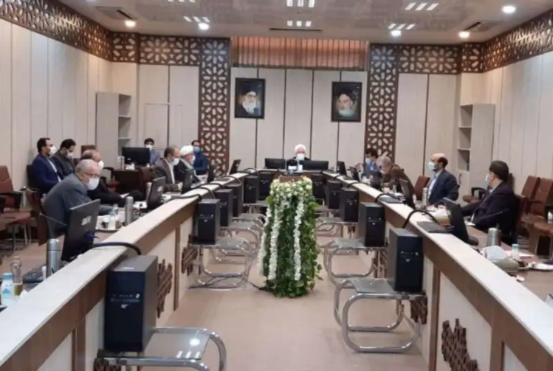 تشکیک در تابعیت دارندگان شناسنامه قانونی مانع از ارائه خدمات سجلی نیست