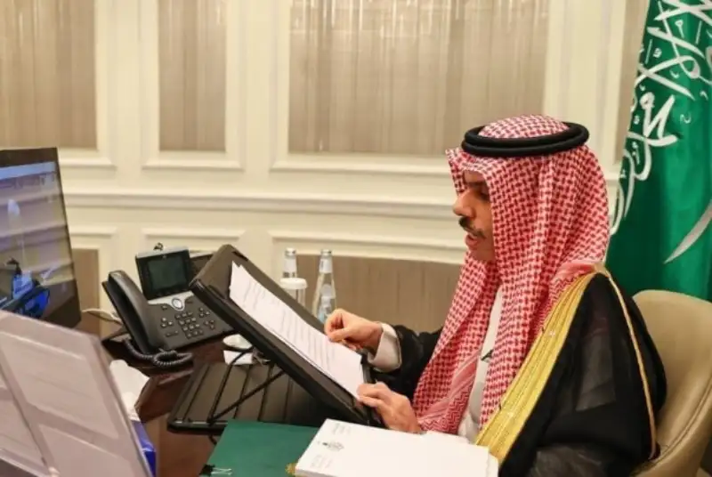 عامل تنش در منطقه نگران امنیت خلیج فارس؟!