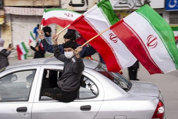 رویترز: شیوه برگزاری، تفاوتی در حال و هوای برگزاری مراسم 22 بهمن ایجاد نکرد