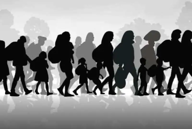 چندرسانه‌ای: جنایت با پوشش کنترل مهاجر