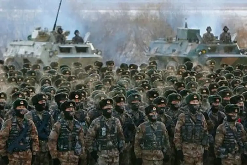 فرمانده ارشد چین خواستار آمادگی برای جنگ با آمریکا شد