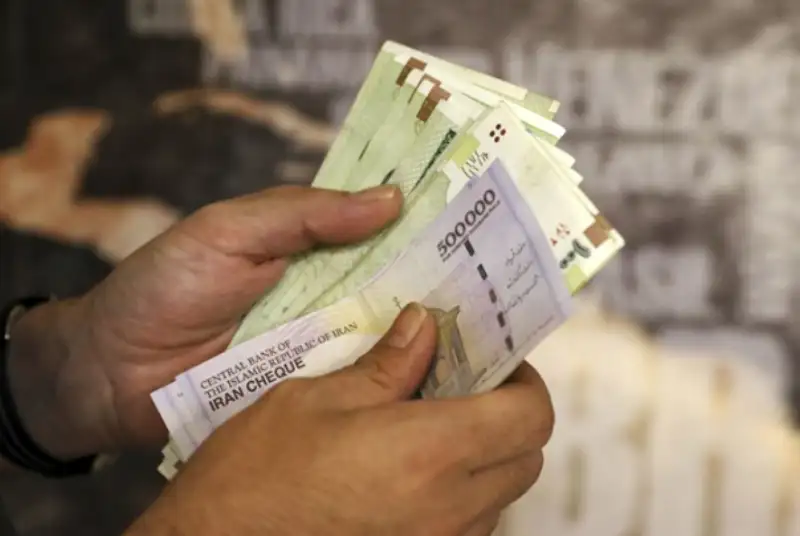 بخشنامه دستمزد 1400 ابلاغ شد