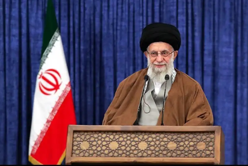 رهبر انقلاب: باید مراقبت کرد آرمان‌های شهدا به‌دست برخی افراد نفی و مخدوش نشود