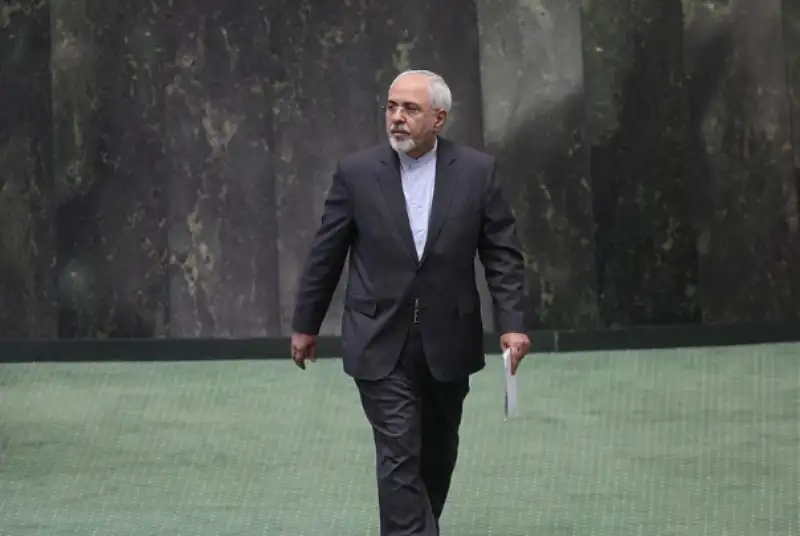 ظریف به مجلس می رود