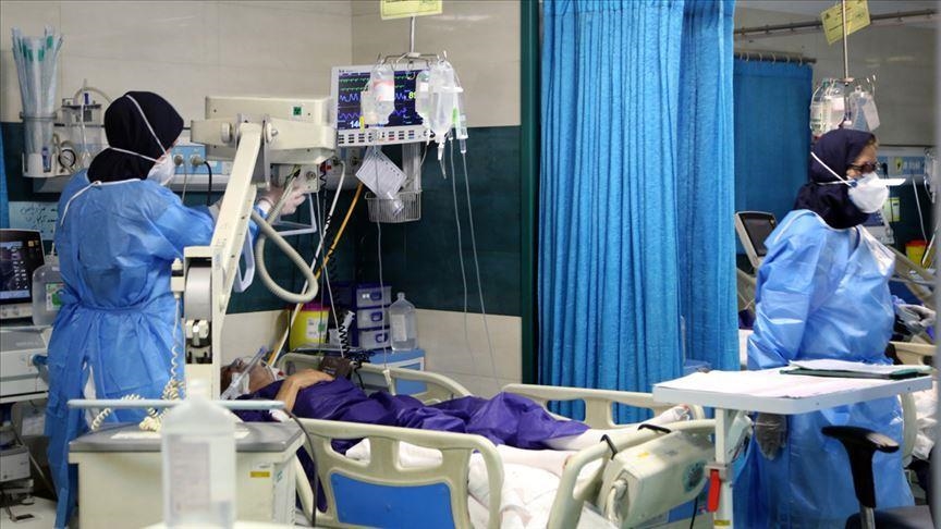 كورونا في ايران.. 454 حالة وفاة جديدة وتسارع وتيرة اختبار اللقاح المحلي