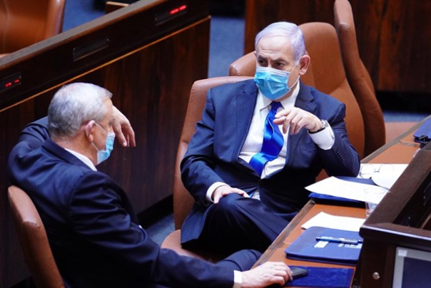 נתניהו רוצה את אקוניס, גנץ מסרב