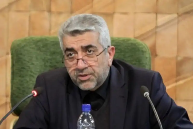 وزیر نیرو: ارز مورد نیاز خرید واکسن کرونا از محل مطالبات عراق پرداخت می‌شود