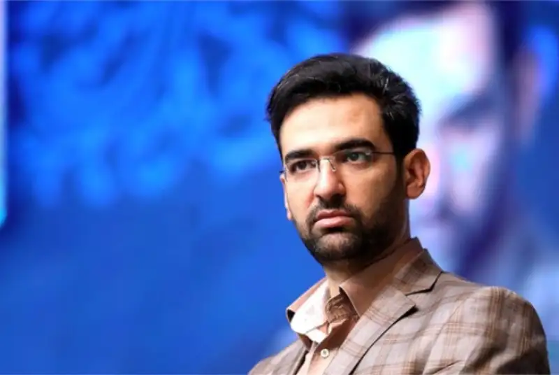 آذری جهرمی: ابررایانه «سیمرغ» بزودی رونمایی می‌شود