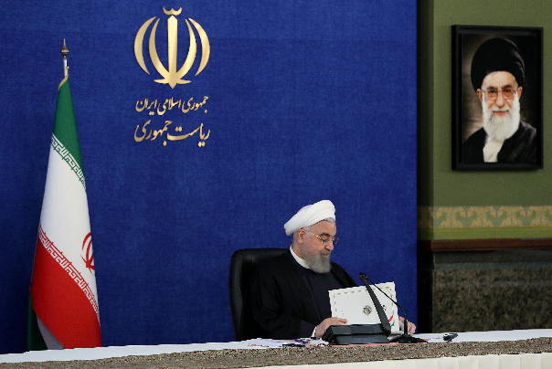 روحانی: در ثبت نام از داوطلبان انتخابات، قوانین موجود ملاک عمل باشد