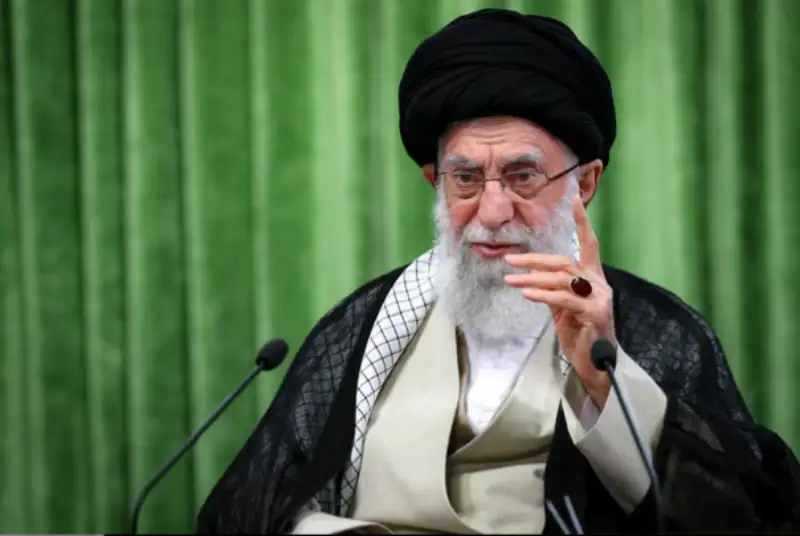 رهبر انقلاب: دولتی لایق حکمرانی است که حقیقتاً عدالتخواه و ضدفساد باشد