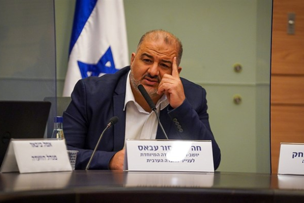 נחשפים תחנוני נתניהו