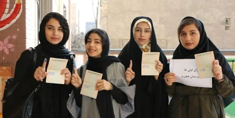 متولدین 28خرداد 1382 و قبل آن می‌ توانند رای دهند