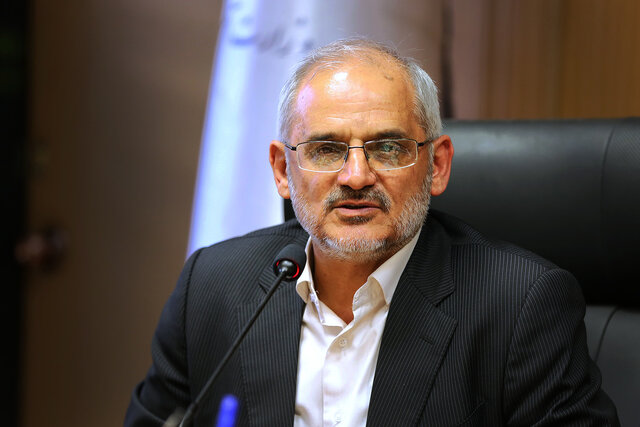 به شرط ایمنی جمعی مدارس از اول مهر باز می‌شوند