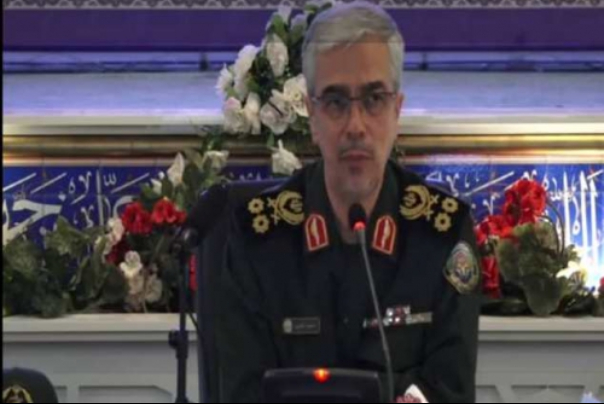 رئيس الاركان يبحث مع قادة الحرس الجهوزية الدفاعية في محيط البلاد