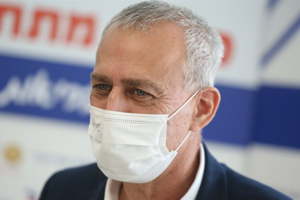 נחמן אש מזהיר: "ייתכן סגר בחגים"