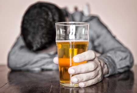 از هر 25 مورد ابتلا به سرطان یک مورد بر اثر مصرف الکل است