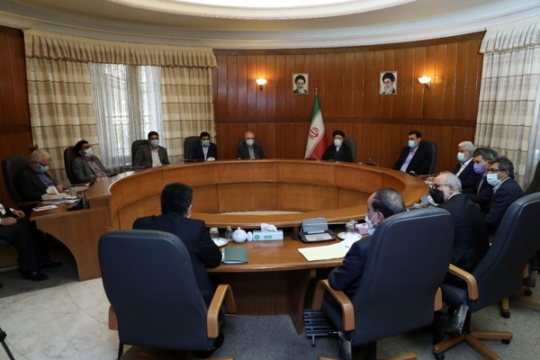 رئیسی با مسئولان و کارشناسان حوزه واکسن کرونا گفت‌و‌گو کرد