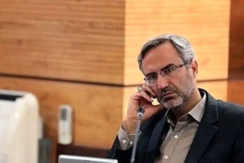 محمدی: برخی با معدل 11 و 12 هیئت علمی دانشگاه شده بودند