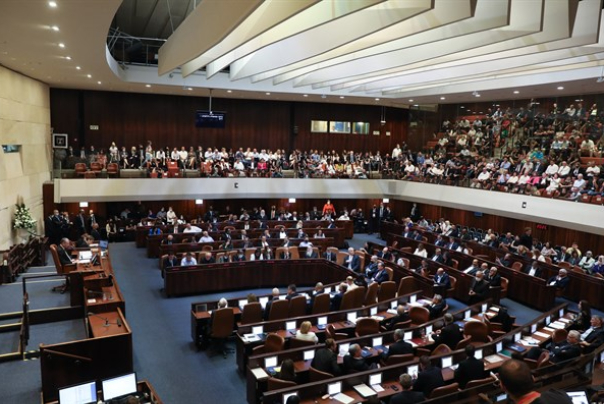 חוק הדיינים אושר בכנסת בקריאה ראשונה