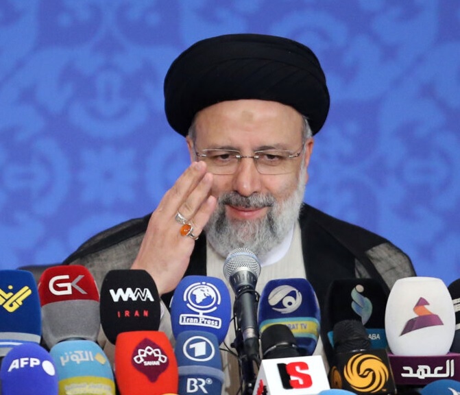 بدء مراسم تحليف الرئيس الايراني الجديد