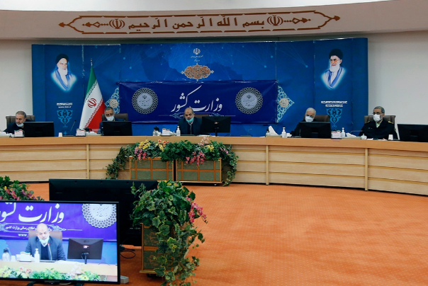 وزیر کشور: برنامه هایی برای اشتغال معتادان پیش بینی می شود