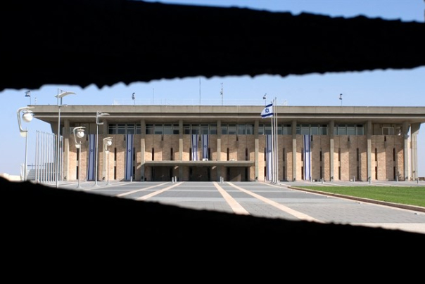 חיג'אב חובה בישראל/ הרשויות גם מעירות על סוג הלבוש שאתה לובש