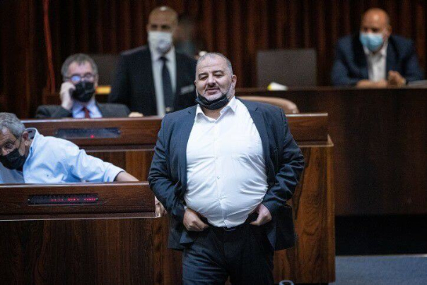 עבאס: "נצביע עם המשותפת אם יתמכו בחלק מהצעות החוק שלנו"