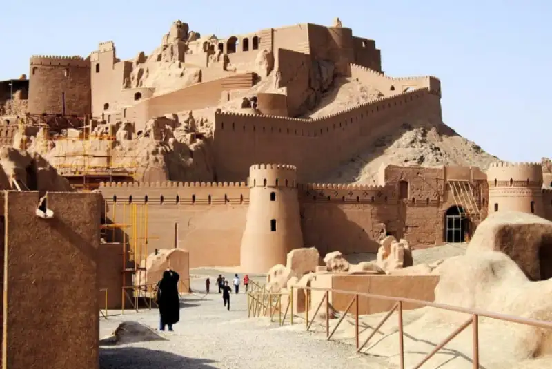 18 سال پس از زلزله، چه خبر از مرمت ارگ جهانی بم؟