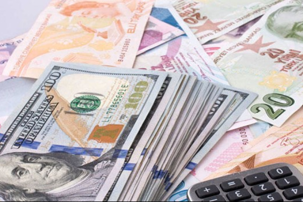 شركات البتروكيماويات الايرانية تضخ 9 مليارات دولار عملة أجنبية بسوق الصرف