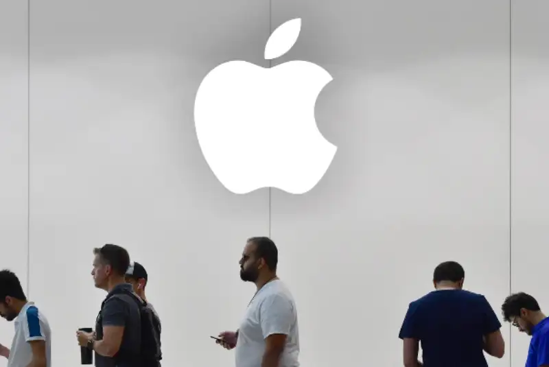 تقابل هند با اپل به دلیل سوءاستفاده از بازار اپلیکیشن‌های همراه