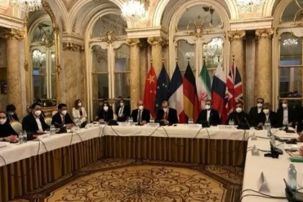 باقري كني يبدأ محادثاته بفيينا حول رفع الحظر
