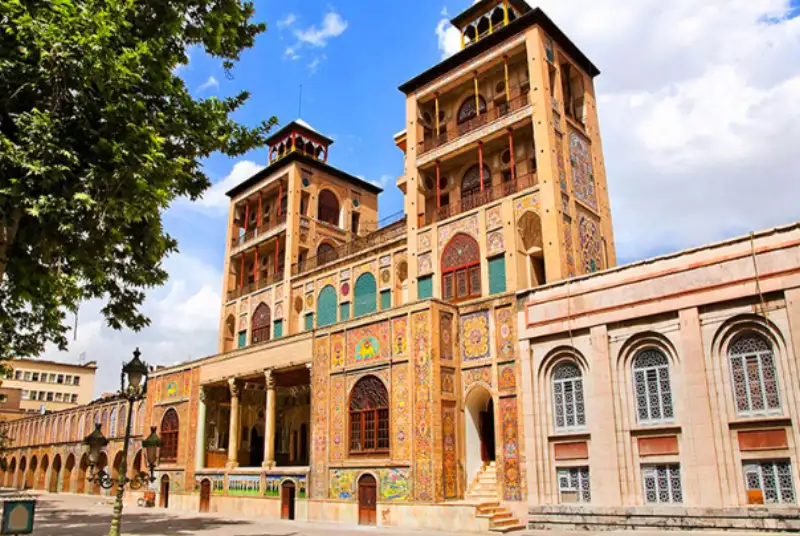 بازدید از نقاط ممنوعه کاخ گلستان