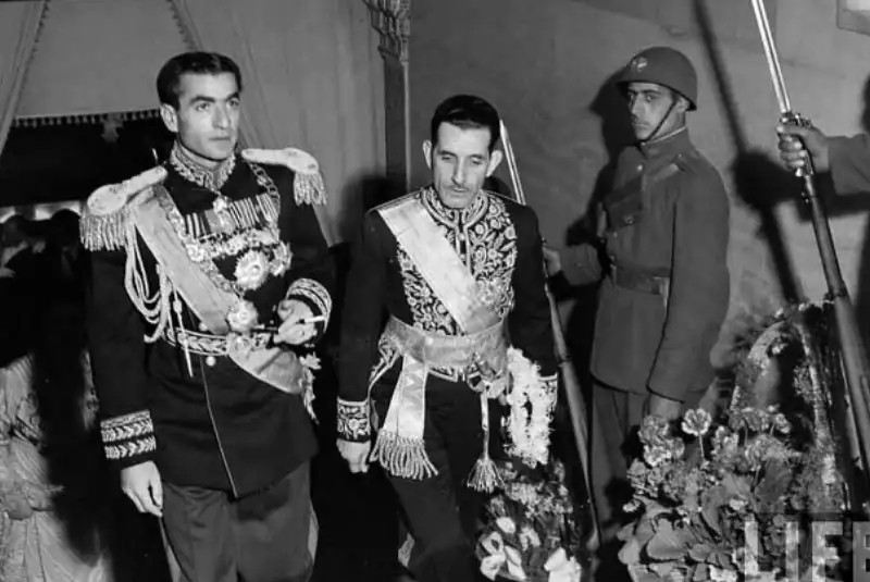 چه کسانی از قتل نخست وزیر سود بردند؟