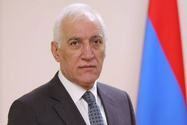 Президент Армении Ваагн Хачатурян поздравил президента и духовного лидера Ирана с Новрузом
