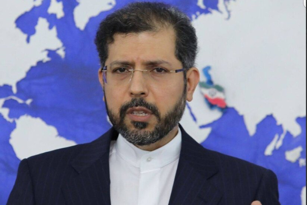 خطيب زاده يتجه الى باكستان لحضور اجتماع منظمة التعاون الاسلامي